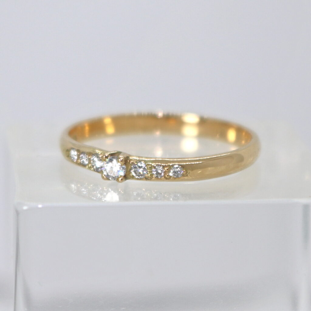 Timanttisormus 0.14 vs/tw timanteilla