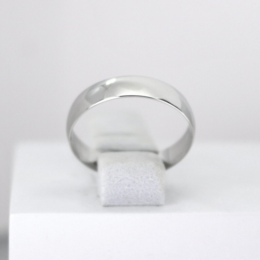 Valkokultainen kihlasormus 5 mm